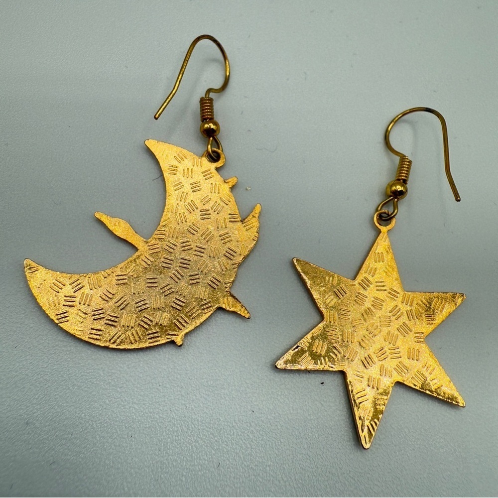 Vintage Cloisonne Blue and Gold Star and Moon Earrings - Picture 8 of 11